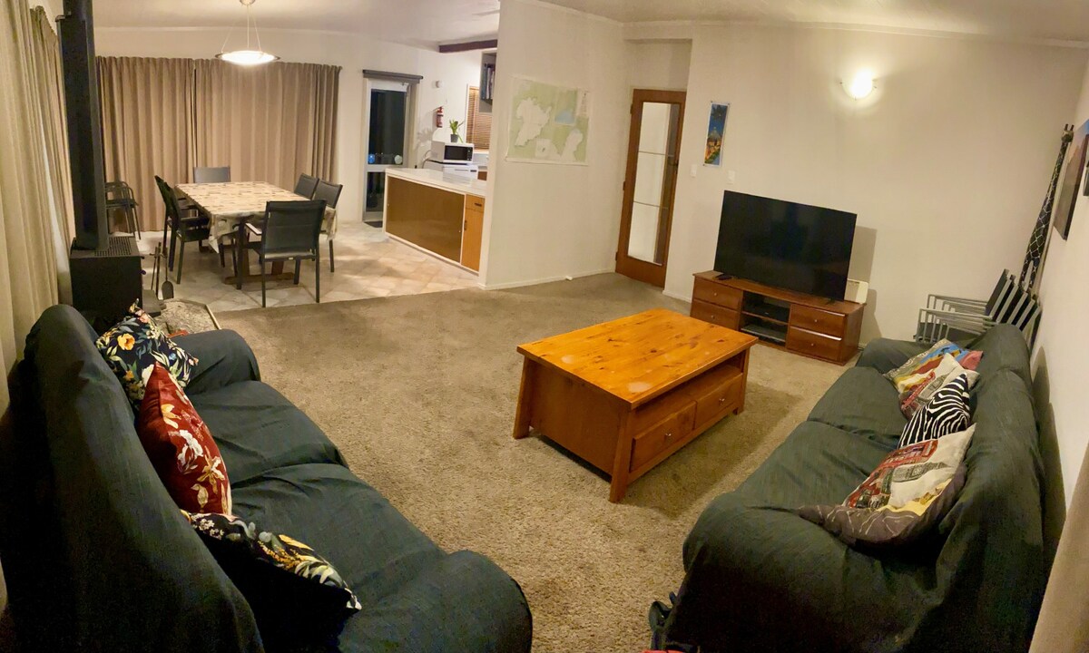 Large Family Home - 2 Mile Bay