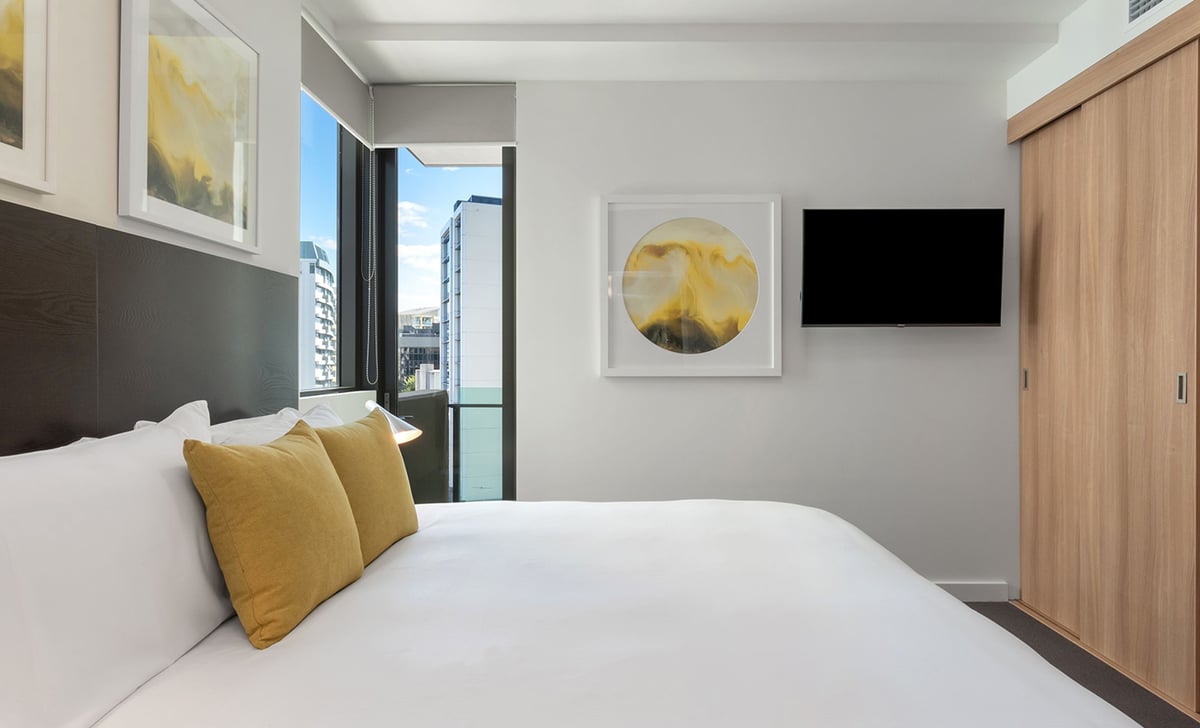 2 Bedroom 2 Bathroom Apartment