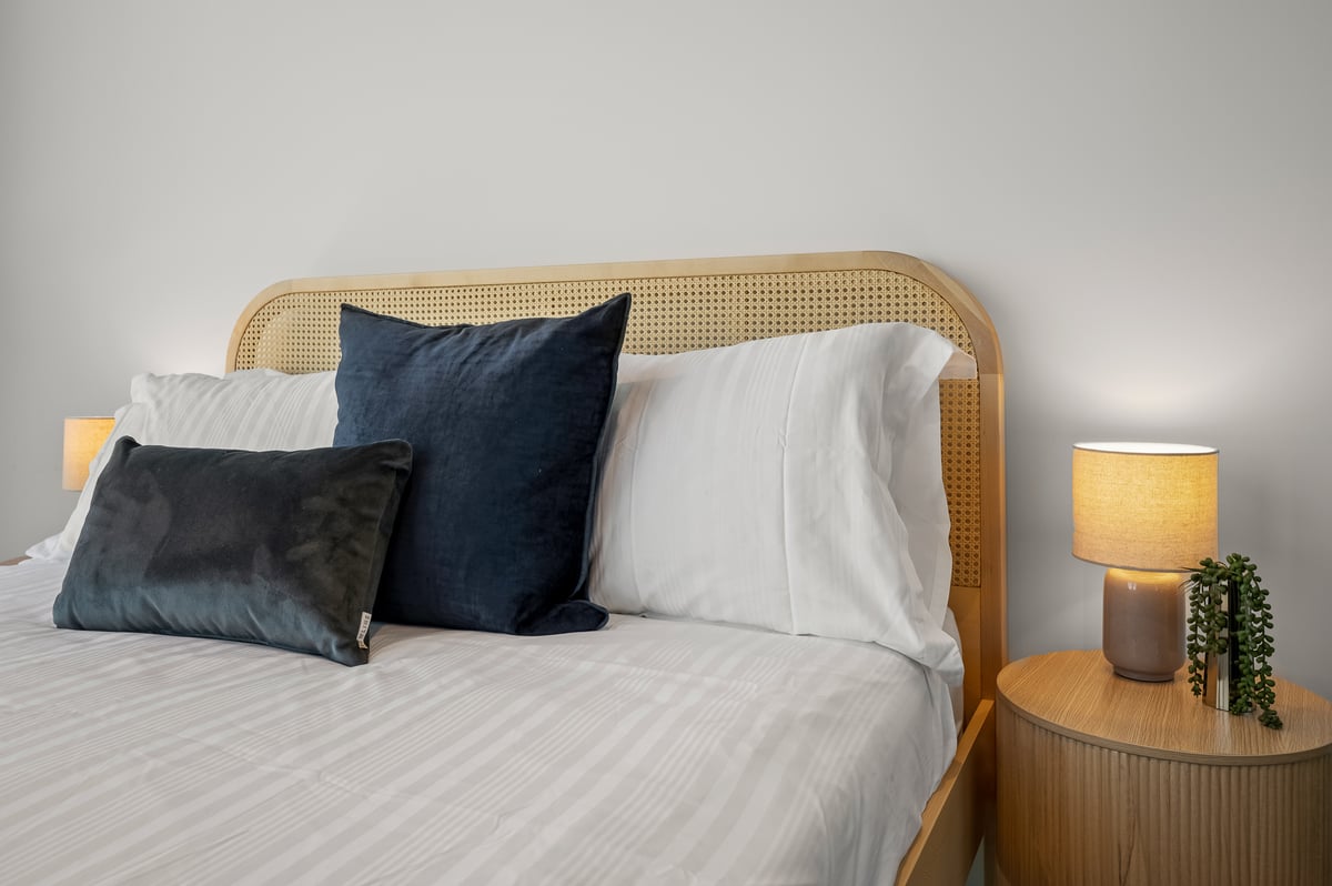 Stupendous CBD and Garden View Home! 2 Bedrooms | 2 Bathrooms | Free Parking
