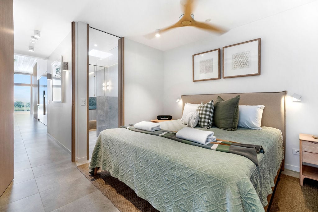 Apartment 22