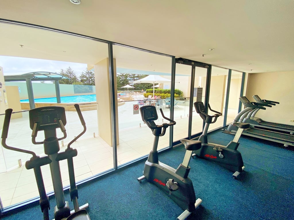 Lift Access 509 Pool View