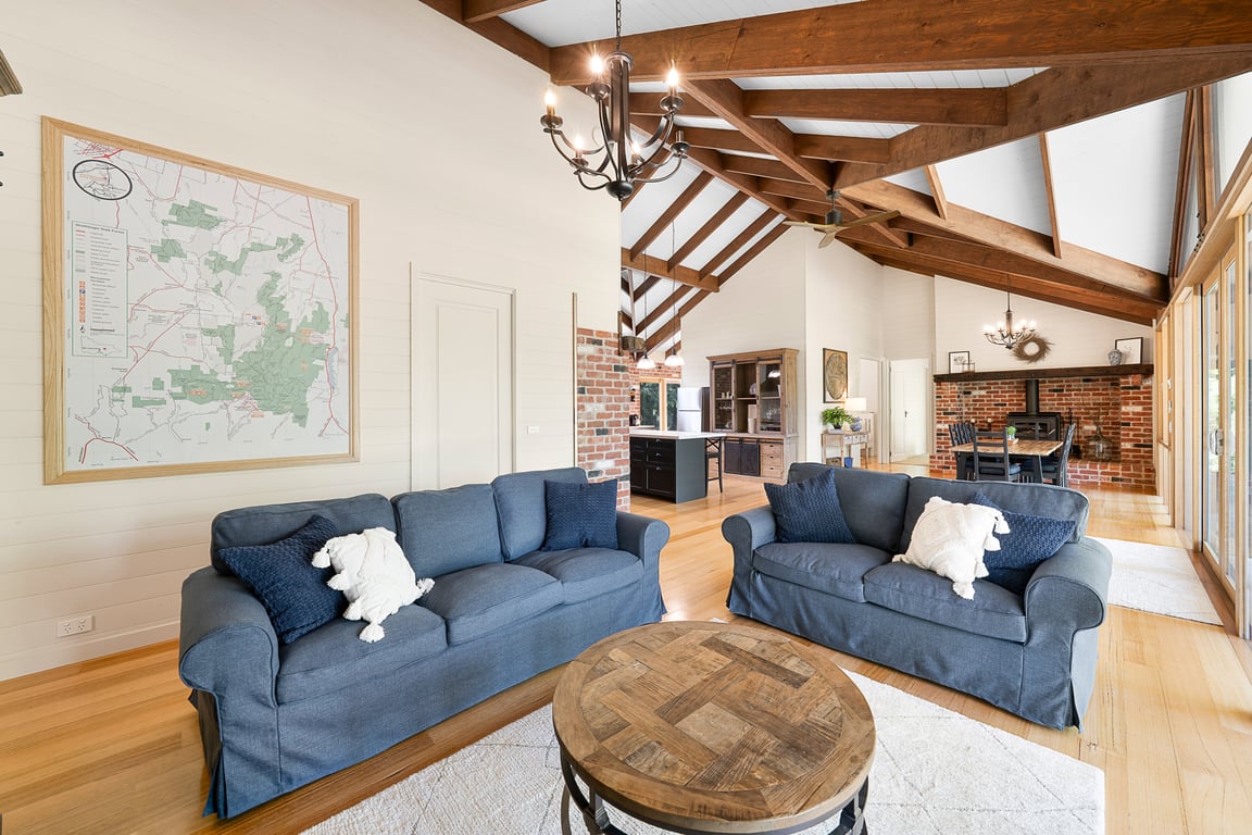 Yarrowood - Country Retreat near Lake Nillahcootie