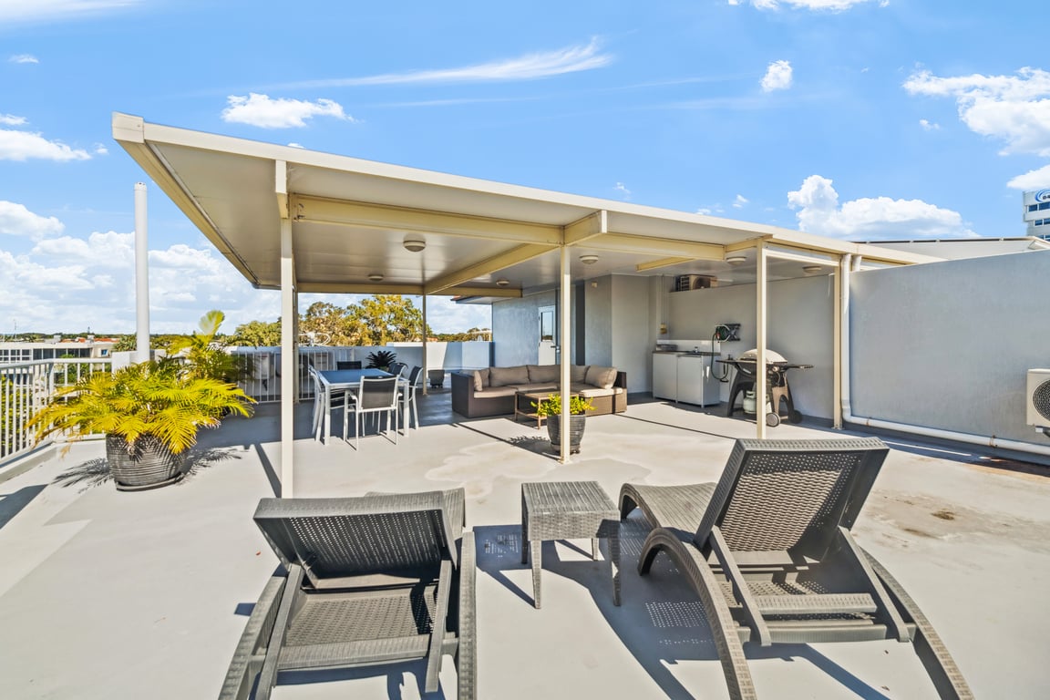 3 Bedroom Rooftop Terrace