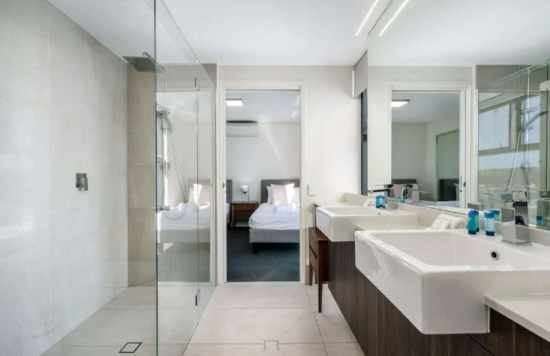 3 Bedroom Skyroom Apartment