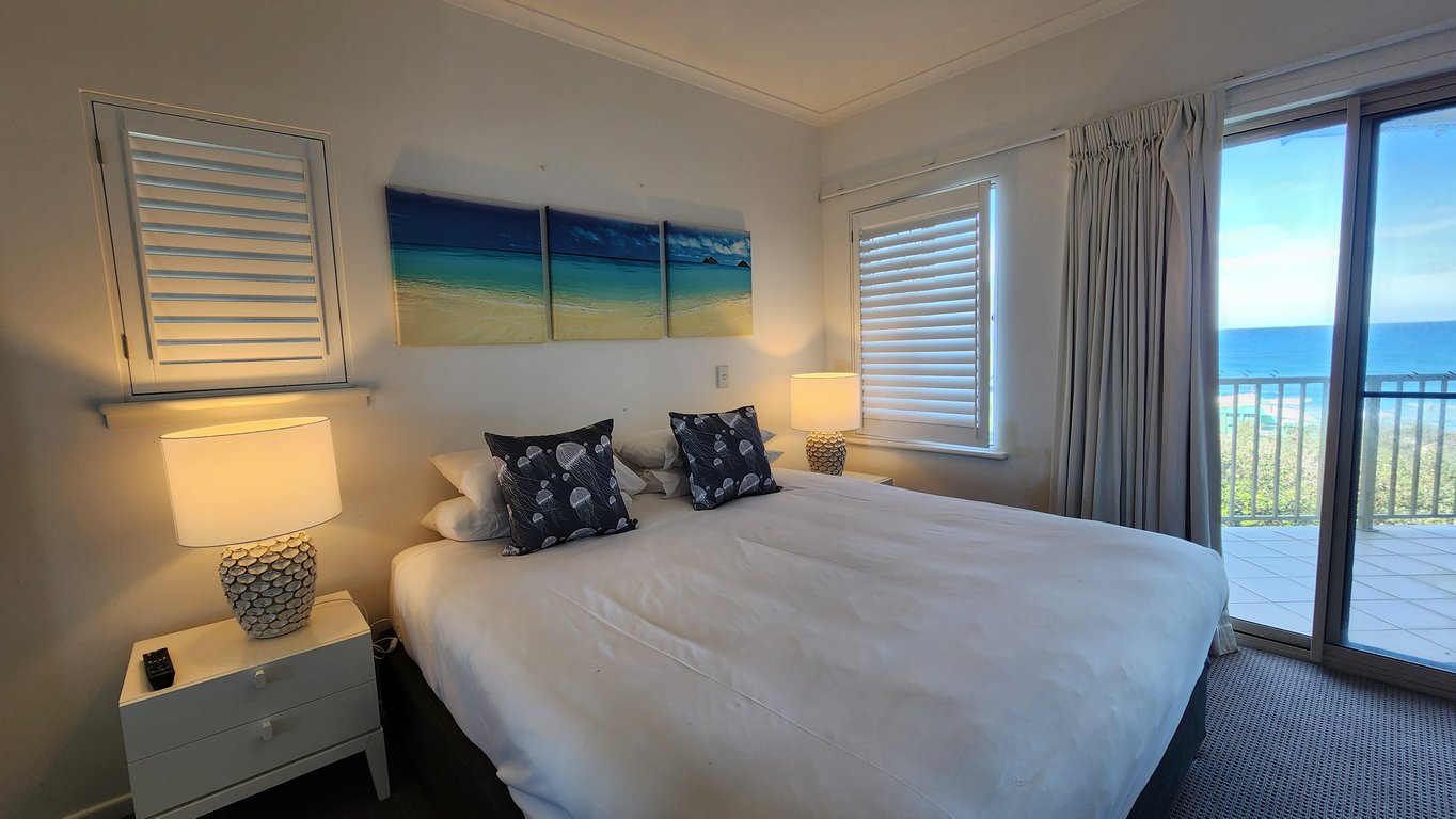 Premium Ocean View Apartment