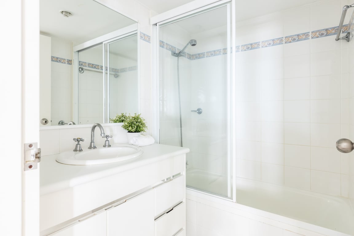 2 Bedroom Deluxe Apartment