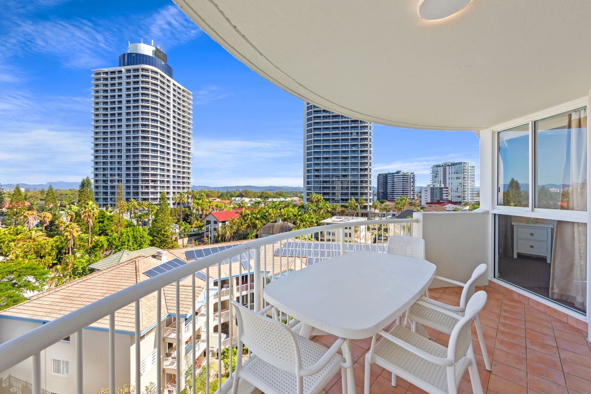 1 Bedroom Hinterland View Spa Apartment