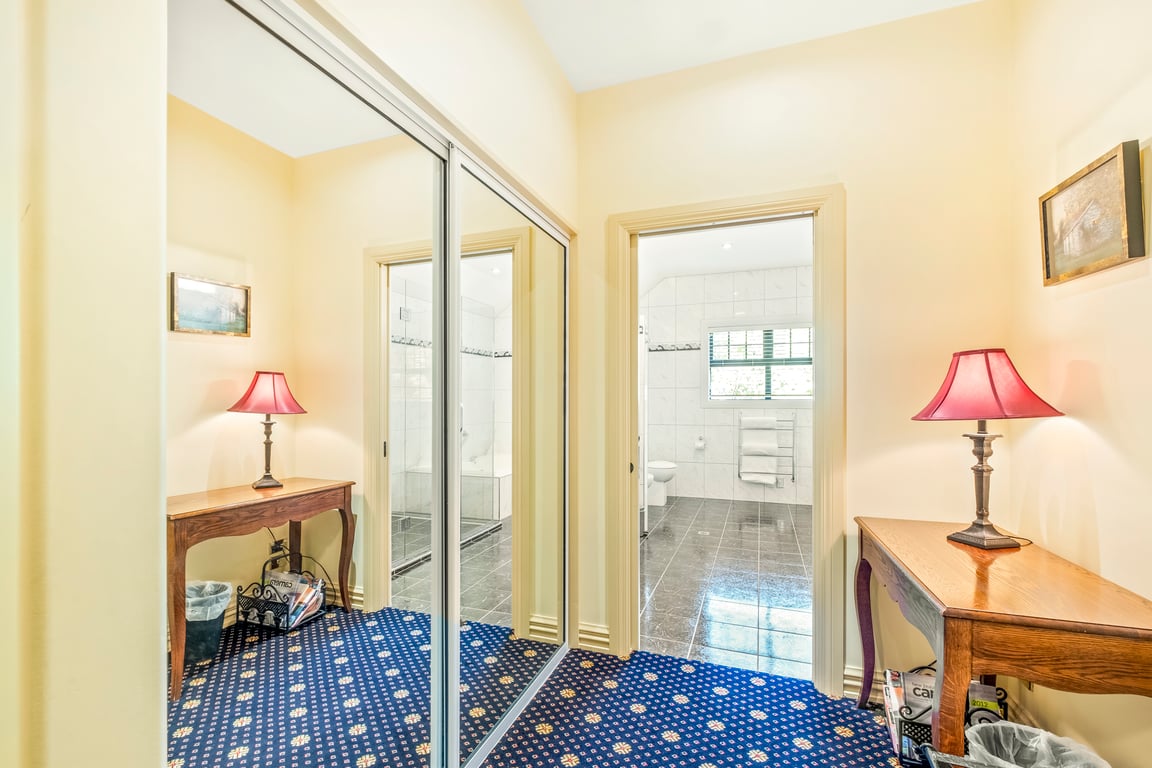 Fontainebleau Luxury Retreat