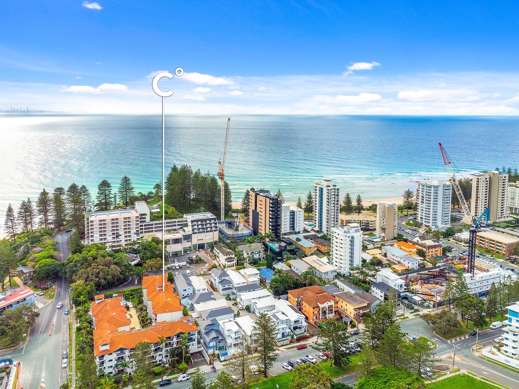 Superior 2 Bedroom Split Level Villa