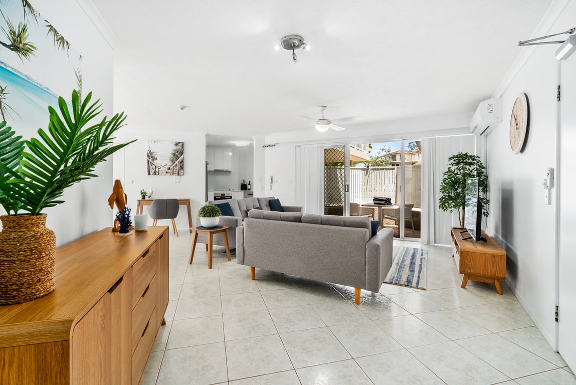 2 Bedroom 1 Bathroom Apartment