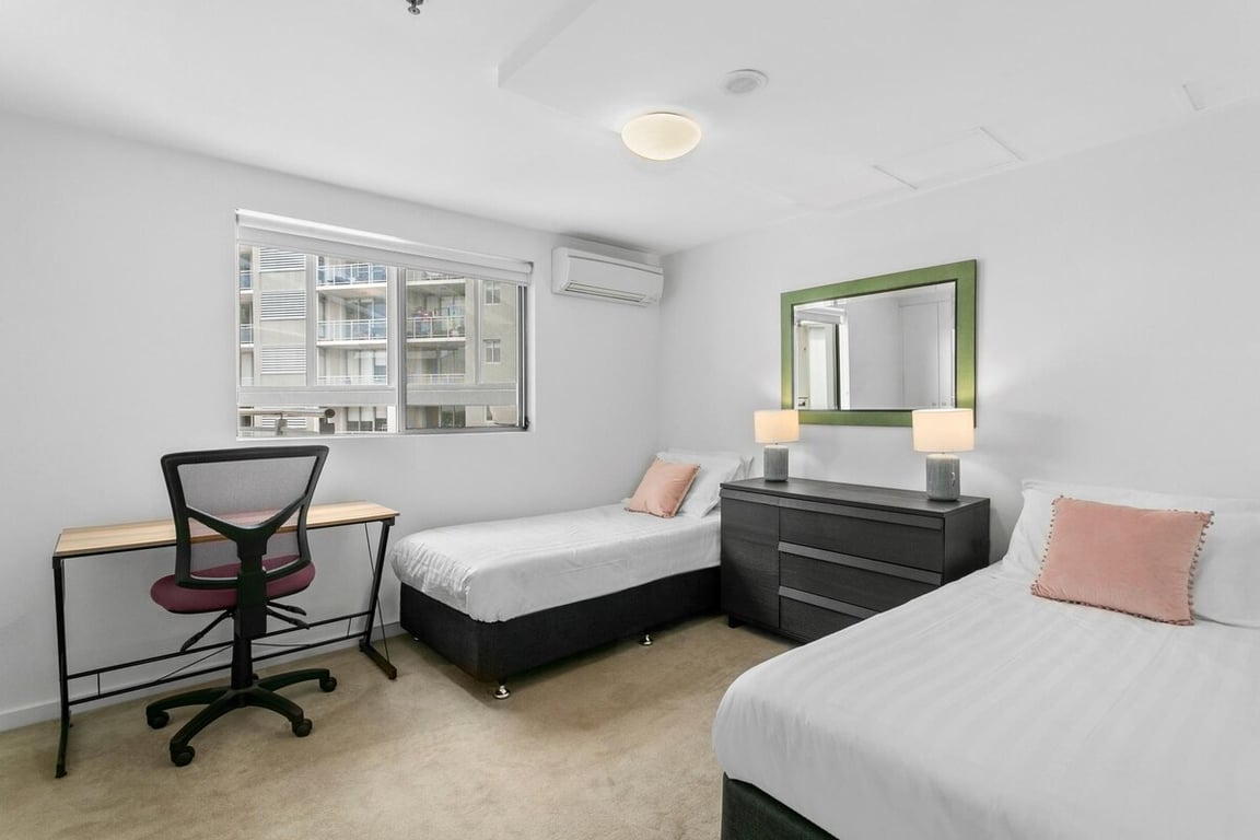 OXLST - St Leonards Sophistication | Relaxed Living