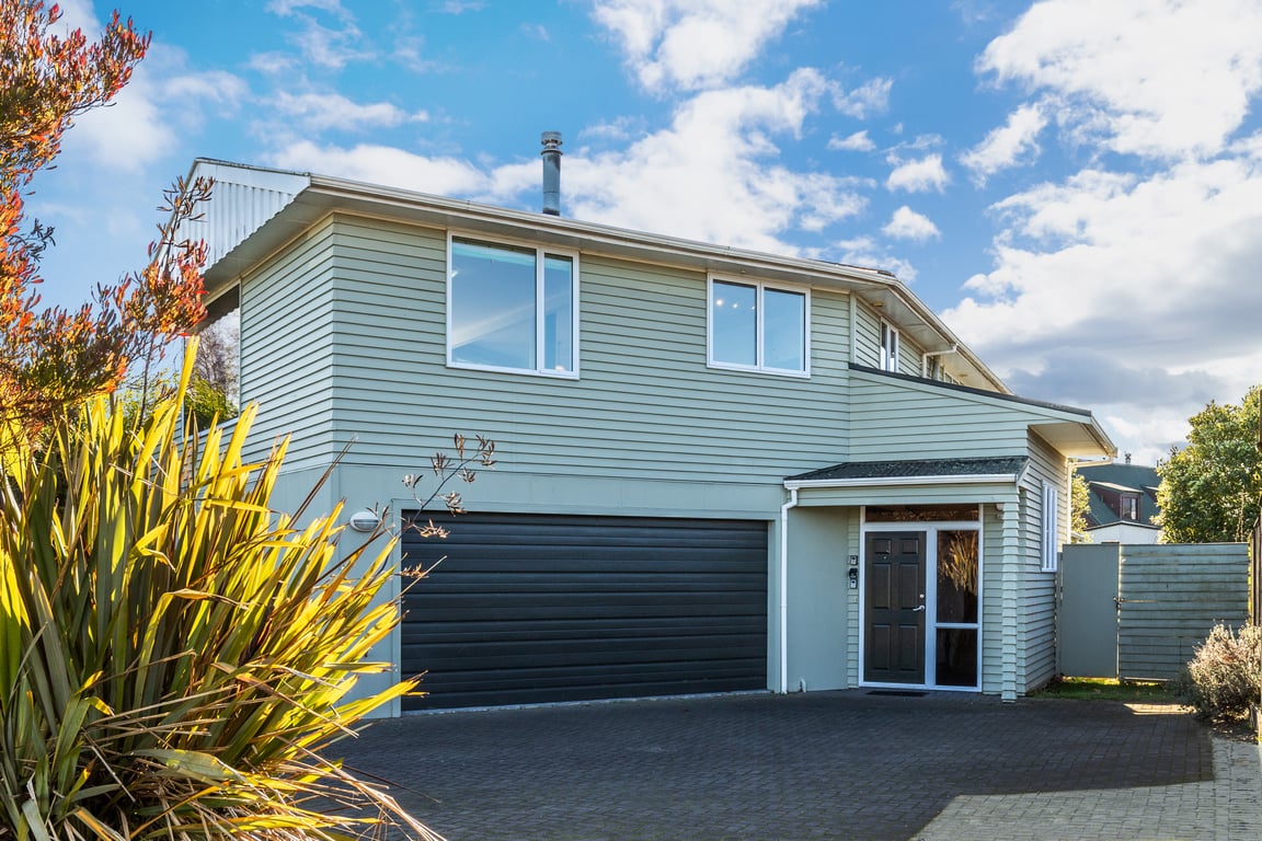 Large Family Home Close To The Lake & Has Wifi