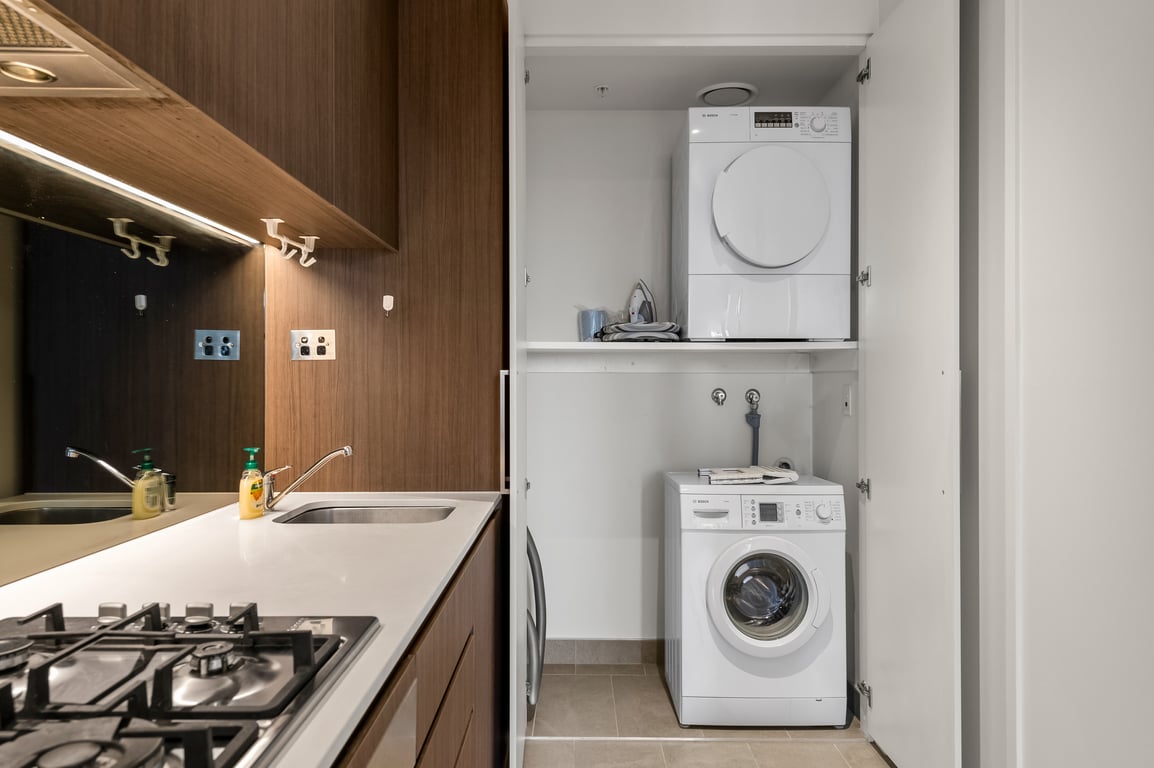 Welcoming CBD Park Views Retreat! 1 Bedroom | 1 Bathroom | Free Parking