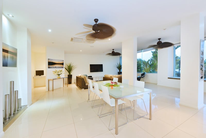 Sun Deck 2 Bedroom Apartment