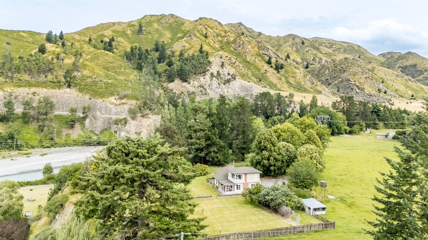 'The Lookout' Lochiel