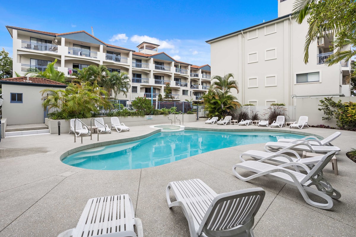 Superior 2 Bedroom Split Level Villa