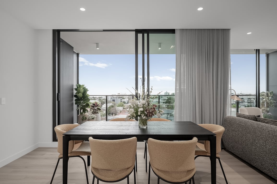 Ocean Glimpse - A Designer Sub-Penthouse @ 333STK