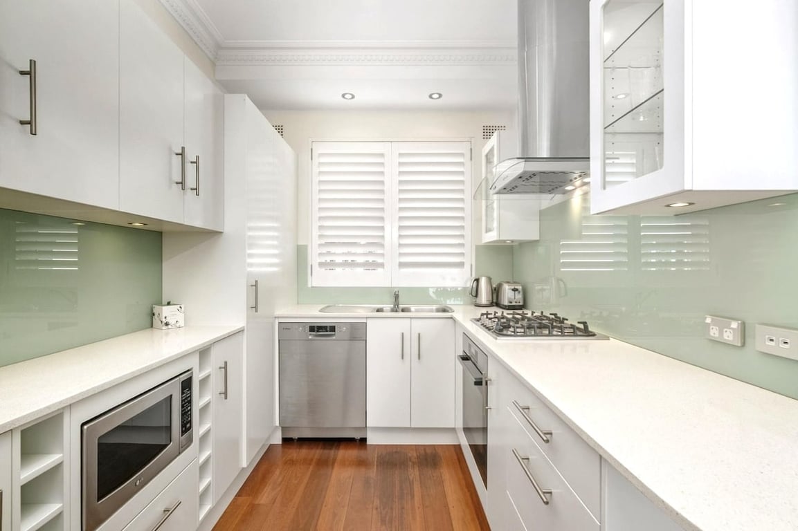 RAG25 - Balmoral Beach Lifesaver | Executive Listing