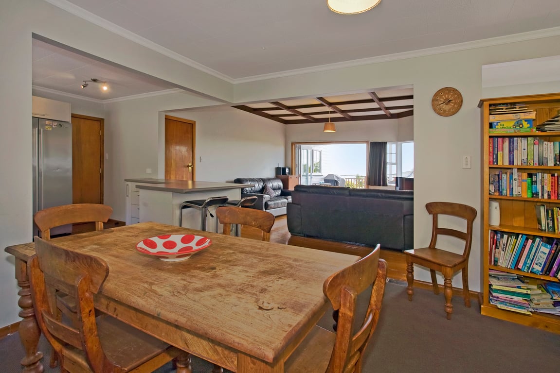 Bisley Holiday House