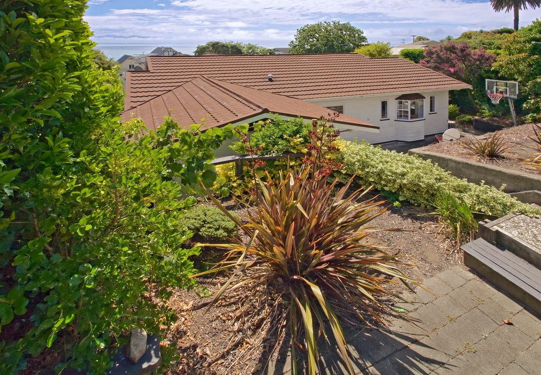 Bisley Holiday House