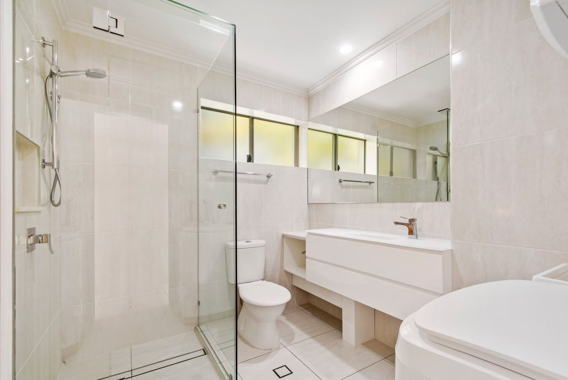 2 Bedroom Deluxe Apartment