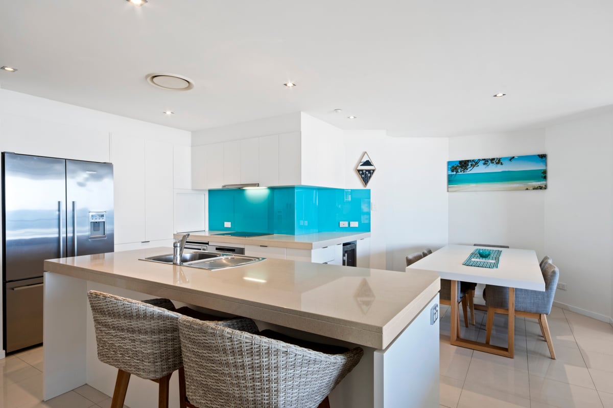 2 Bedroom Ocean View Apartment