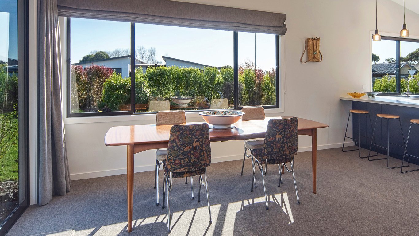 Modern Mapua Holiday Home