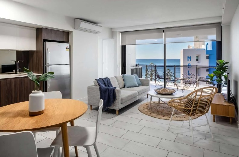 2 Bed Water View Apartment