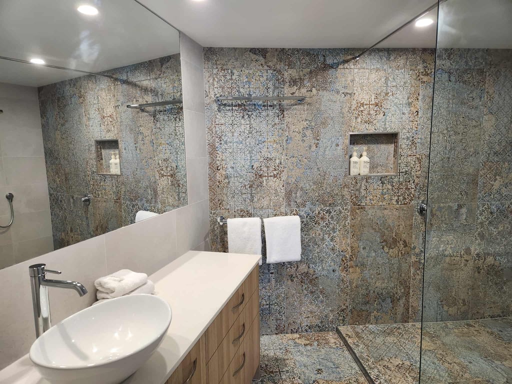 Deluxe Ocean View Apartment