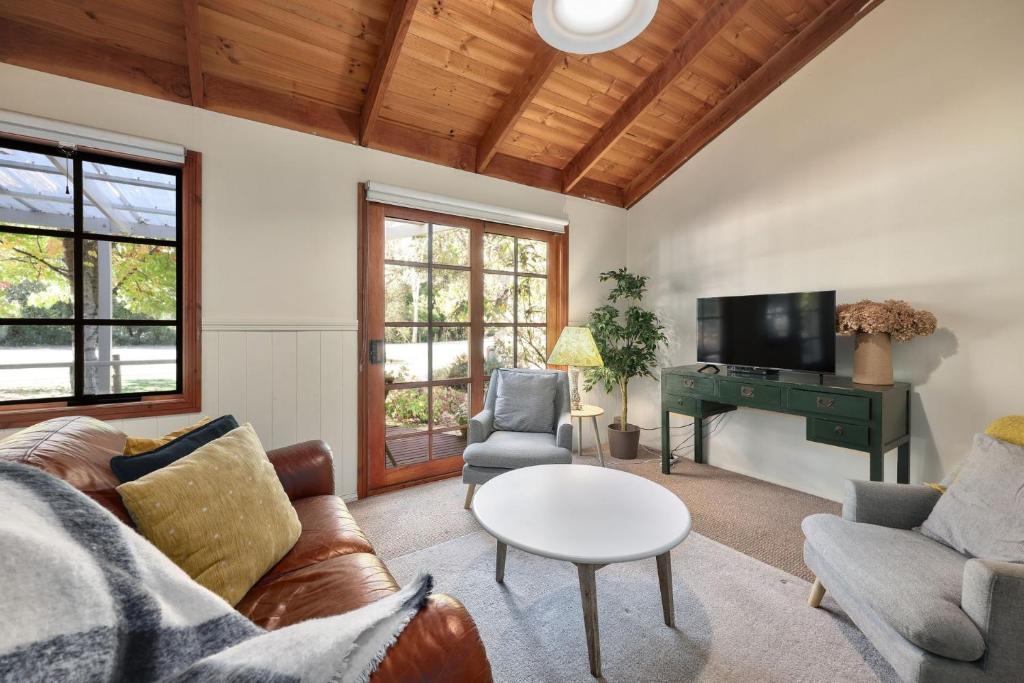 Jamieson Cottages - All Four