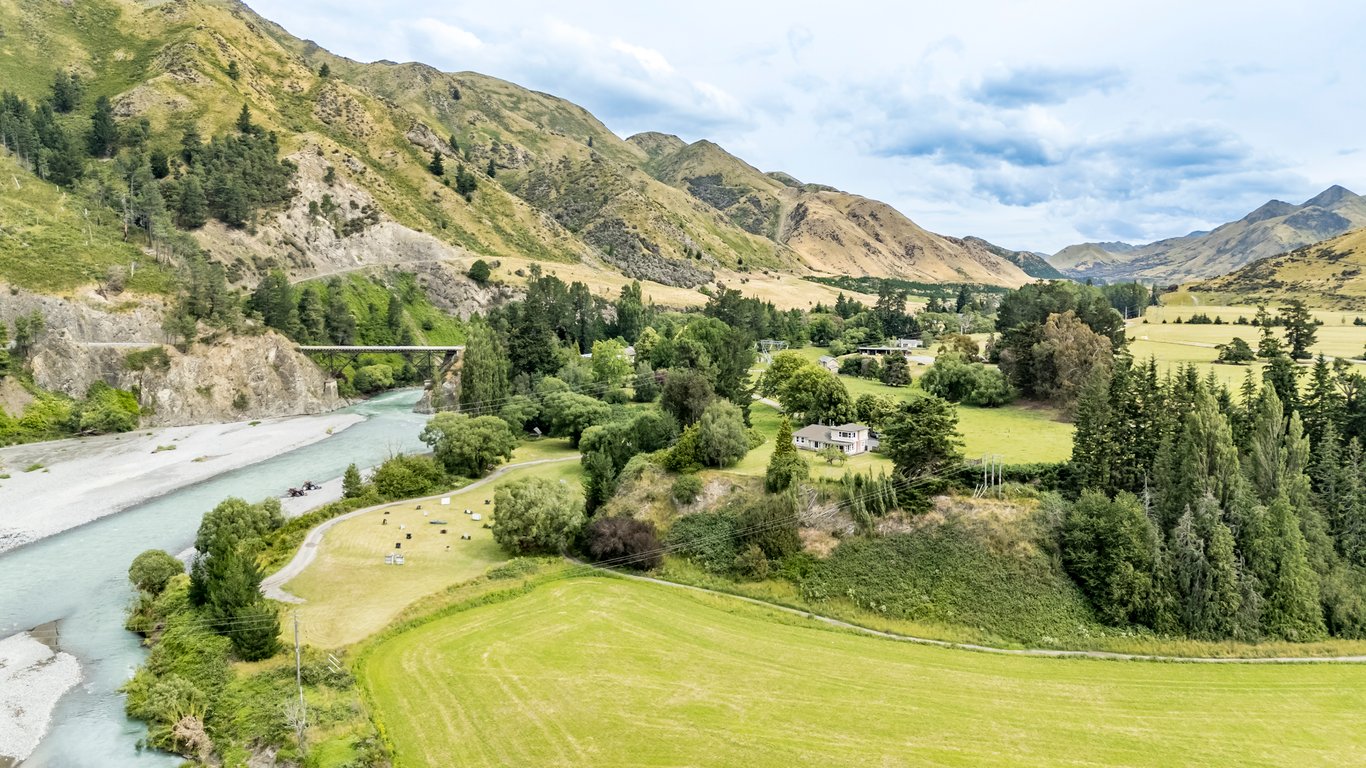 'The Lookout' Lochiel