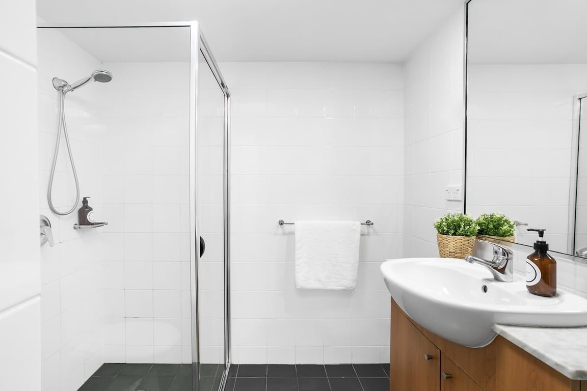 BOW14 - Pyrmont Paradise | Relaxed Living With Gym & Pool