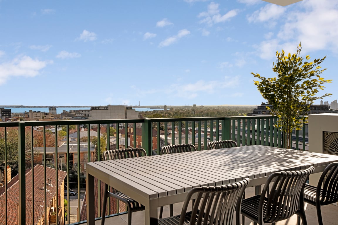 Bayview Canopy @ The Fareham | 2Bed 2Bath 1Car