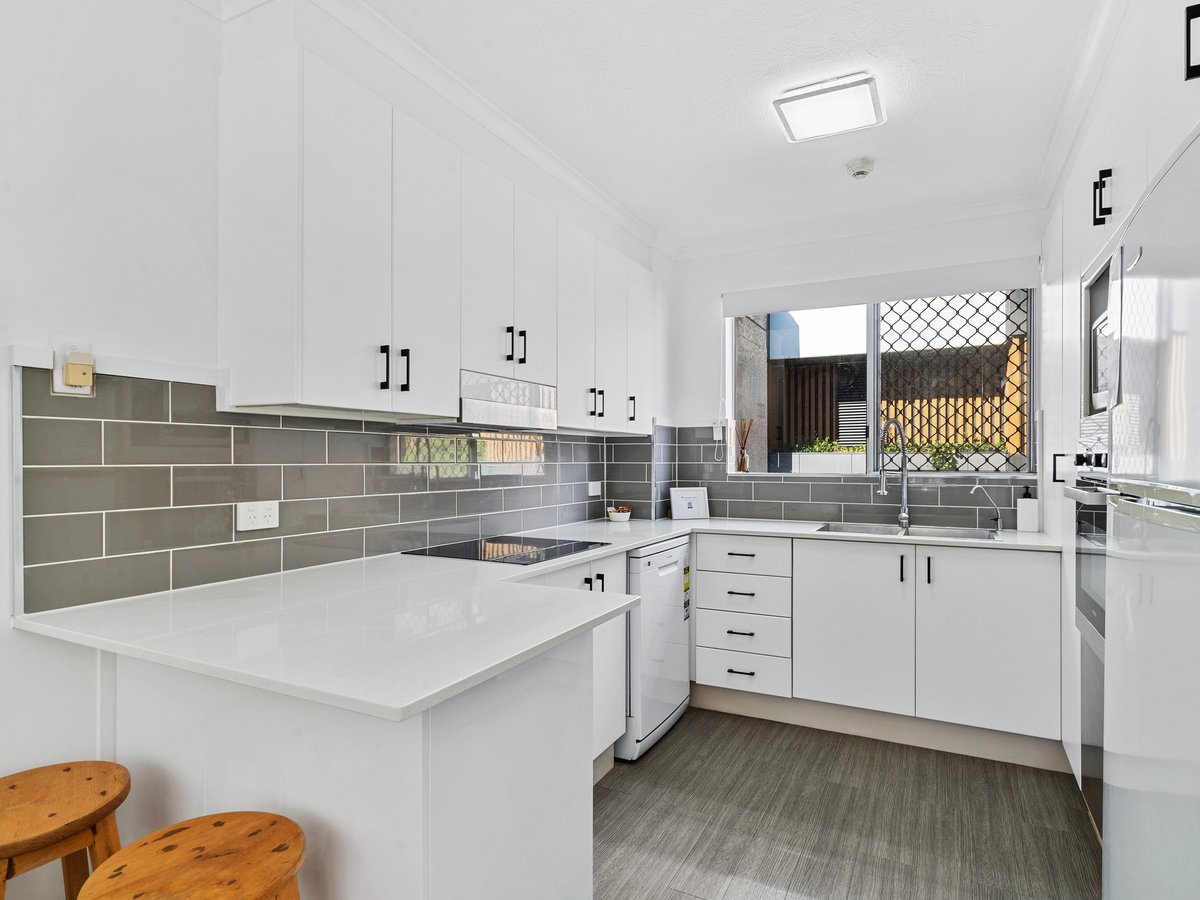 3 Bedroom Queen Apartment