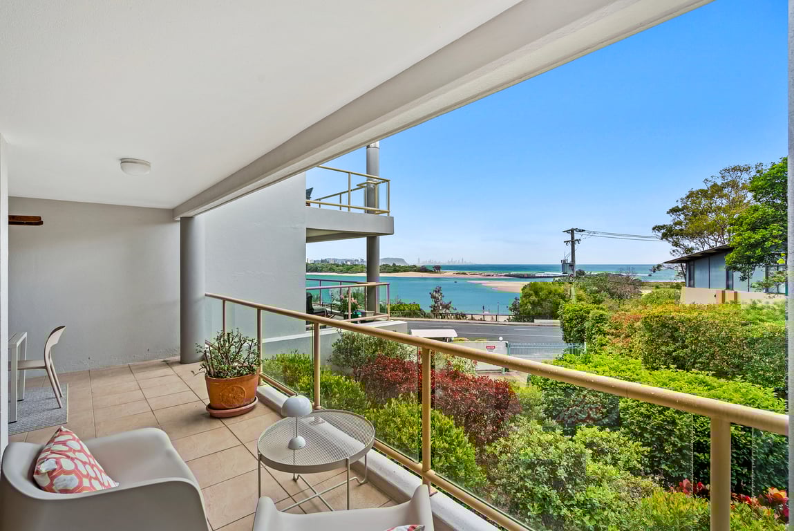 3 Bedroom Apartment - (2 Queen/2 single)