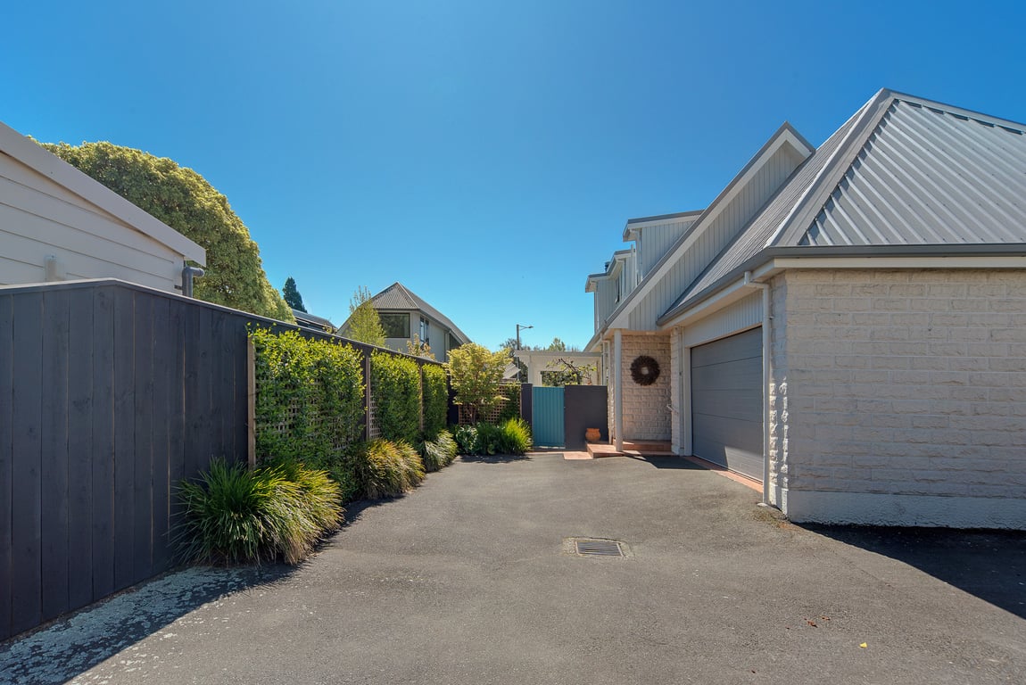 Queen's Garden Villa