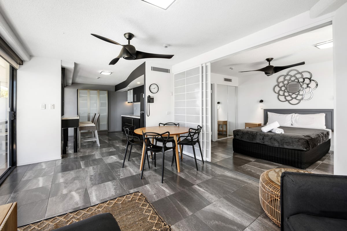 1 Bedroom Apartment Beachfront