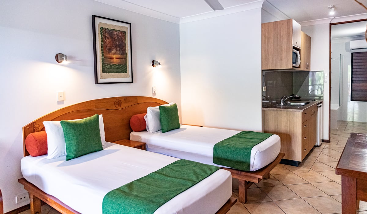 Deluxe King Pool View Studio