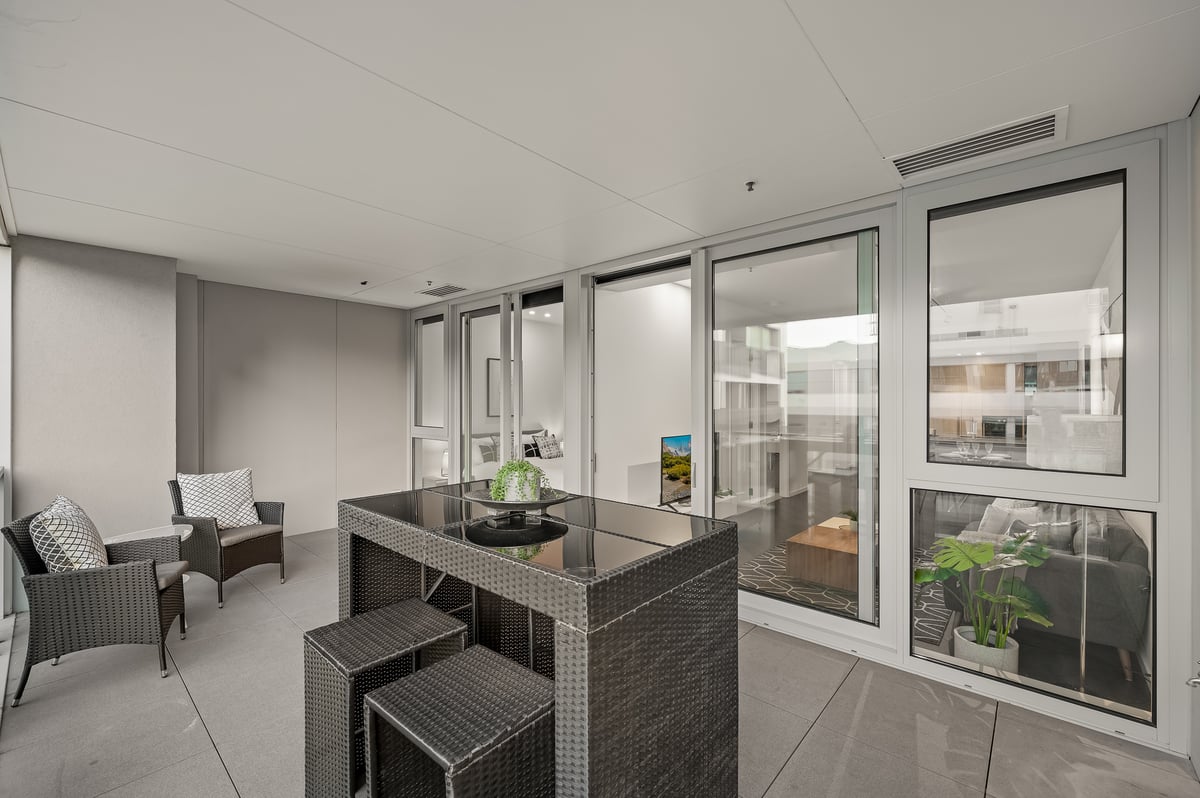 Iconic Fawkner Residence! 2 Bedrooms | 1 Bathroom | Free Parking