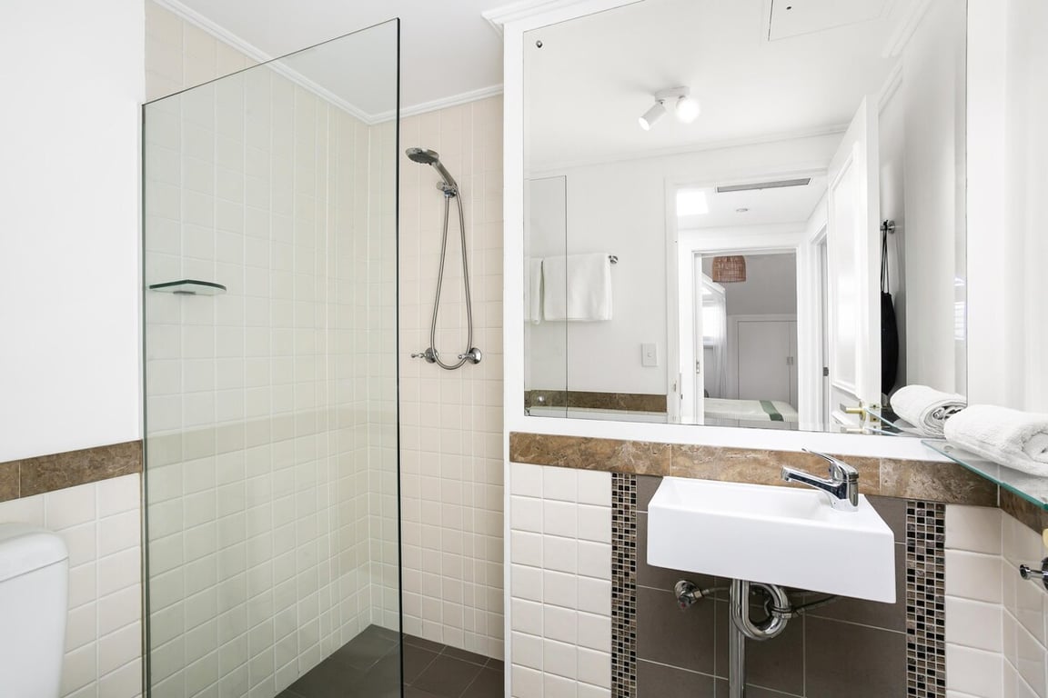 HARB5 - Mosman Moments | Contemporary Laidback Living
