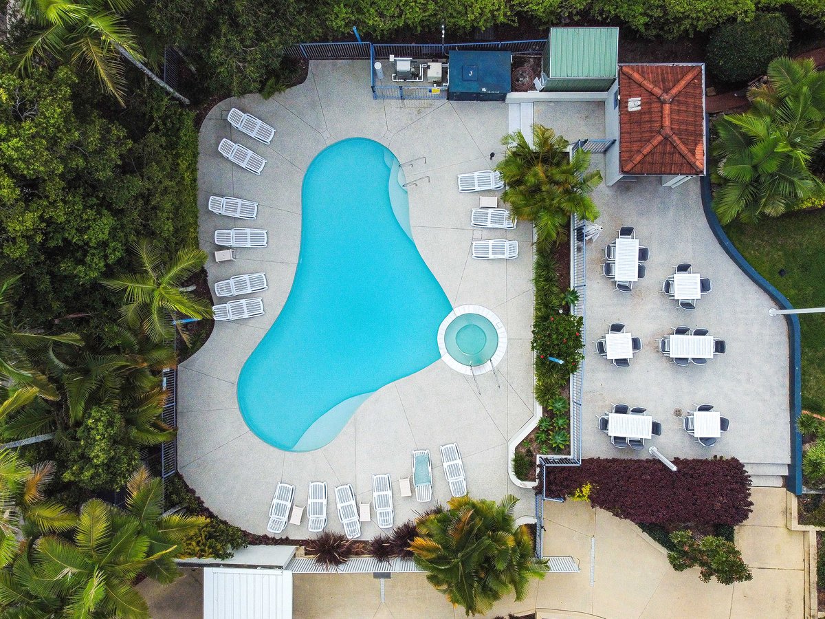 Superior 2 Bedroom Split Level Villa