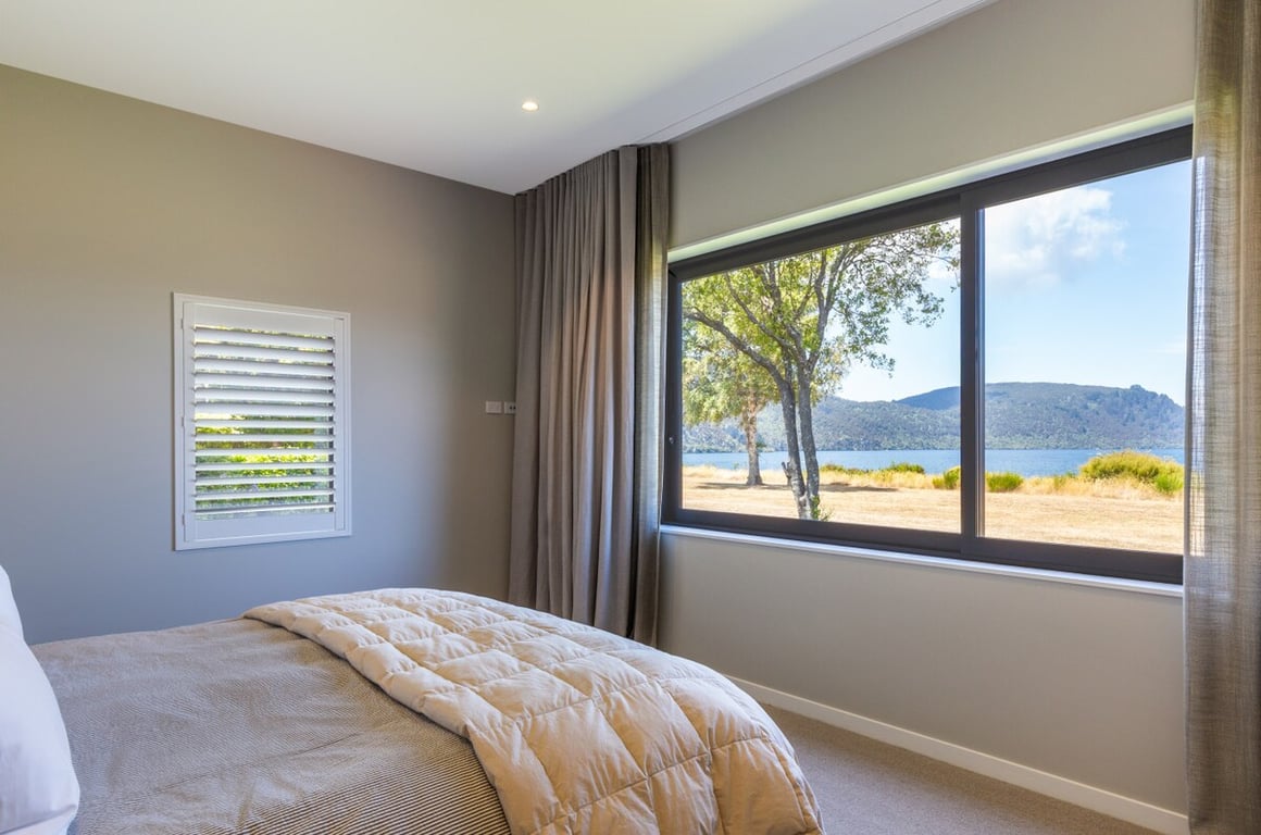 Lochside – Luxury Lakeside Living In Kinloch