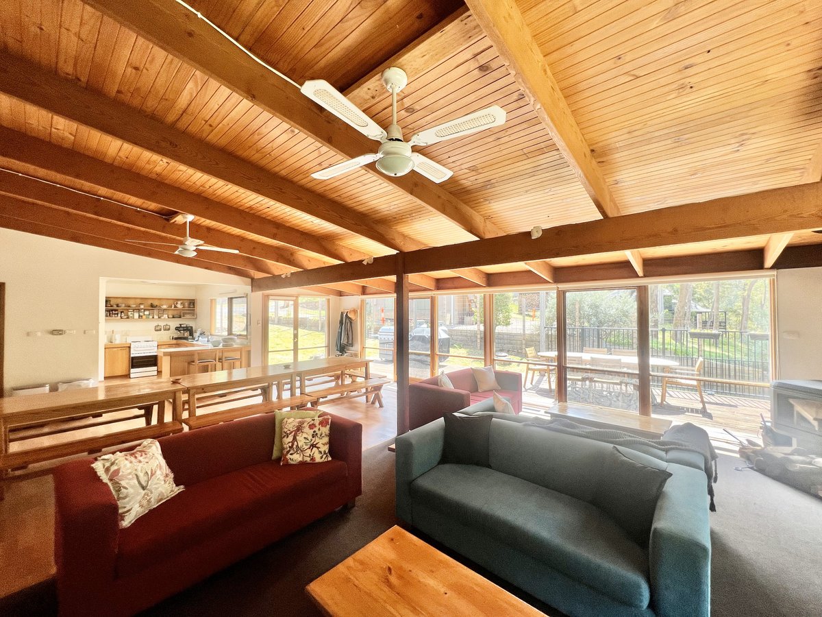 Albaski Lodge Room 2