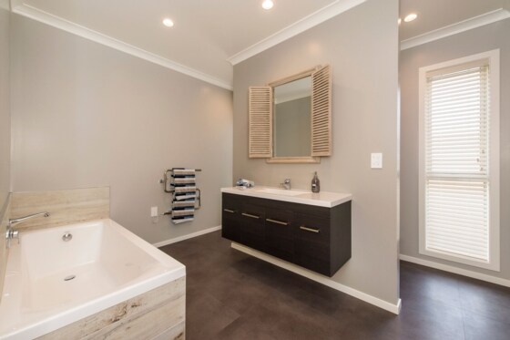Beautifully Furnished Modern Home In A Quiet Area