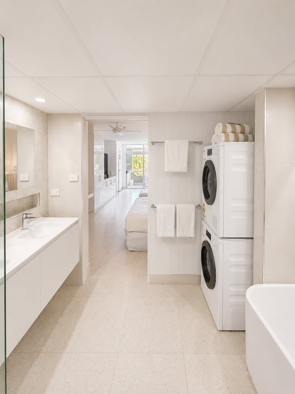 Sun View Triple Studio Apartment