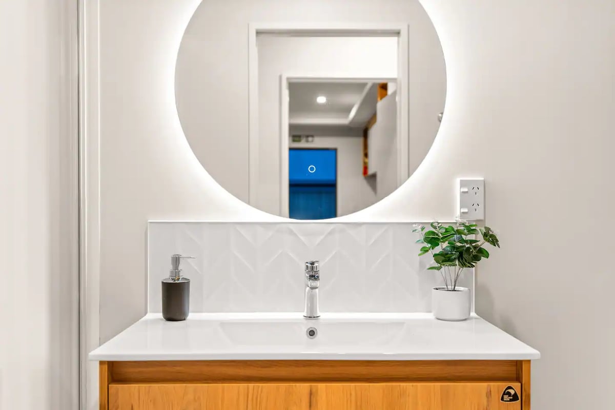 New stylish 2bedroom studio/UnitD