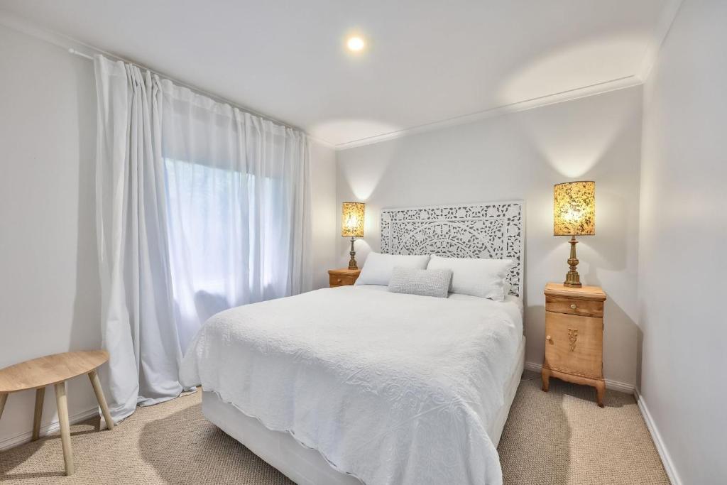 Jamieson Cottage 4 - By the River