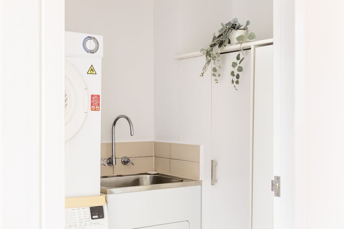 	 Town House 07- Ground level 2 Bedroom 2 Story Townhouse Superior