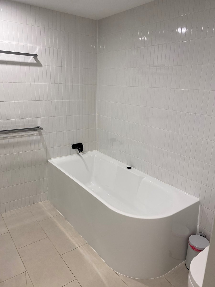 UNIT 10707 THE COSMOPOLITAN COTTON TREE 96 MEMORIAL AV 