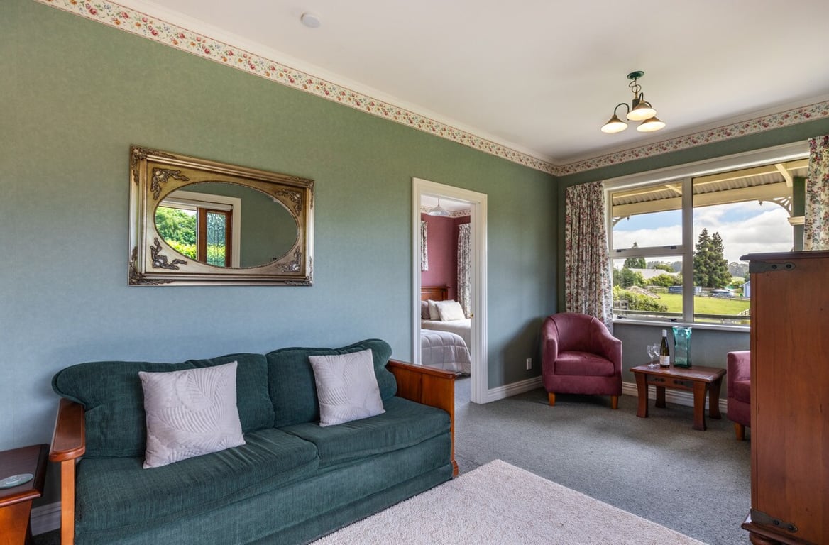 Clarks Country Cottage – A Peaceful Rural Retreat